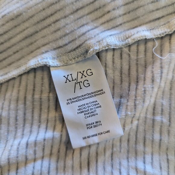 cabi Mini Stripe Tank Size XL Style #3816 Fall 2019 - Picture 4 of 4
